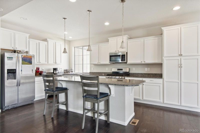 19802 E 54th Ave, Denver, CO 80249