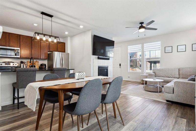 21835 E Radcliff Cir, Aurora, CO 80015
