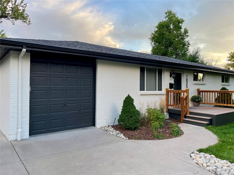 1035 W Longview Ave, Littleton, CO 80120