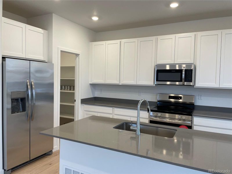 4235 Shirley Dr, Johnstown, CO 80534
