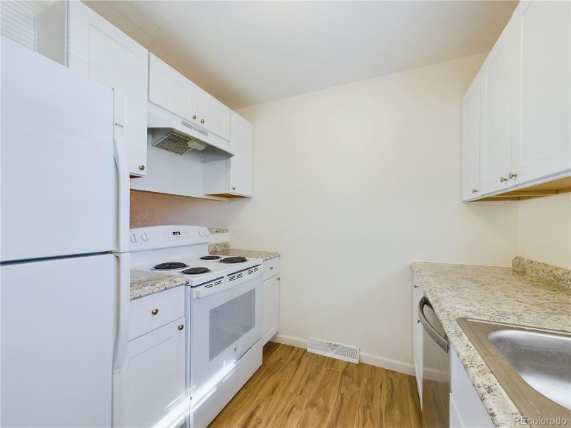2269 Coronado Pw #C, Denver, CO 80229