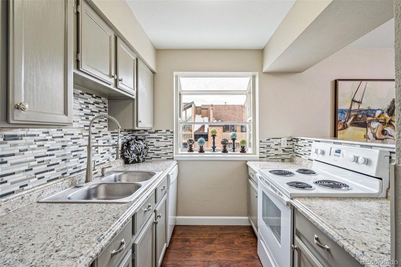 12366 W Nevada Pl #308, Lakewood, CO 80228