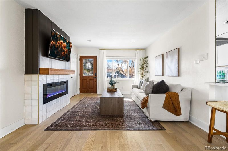 3088 S Grape Way, Denver, CO 80222