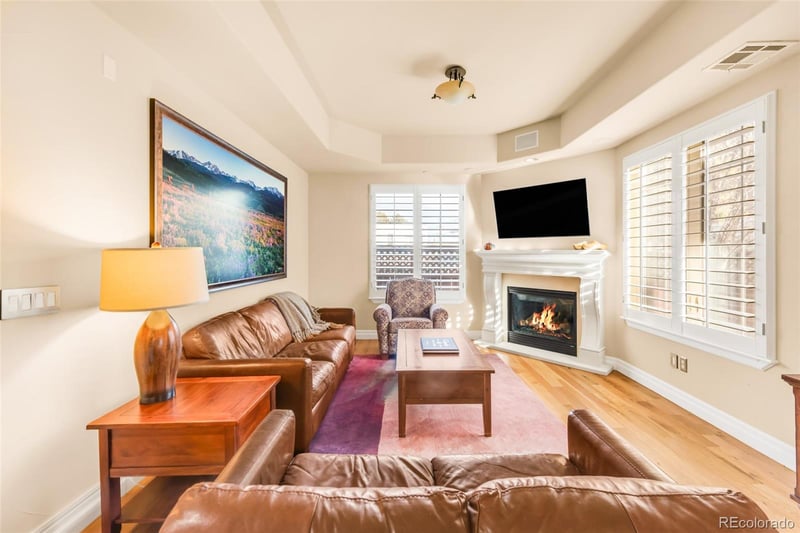 150 S Madison St #112, Denver, CO 80209