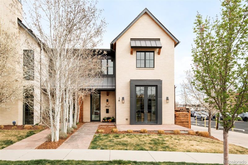 1921 W 37th Ave, Denver, CO 80211