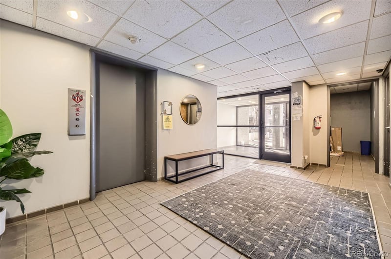 1050 N Corona St #215, Denver, CO 80218