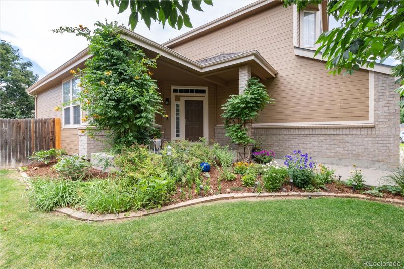 17133 W 64th Cir, Arvada, CO 80007