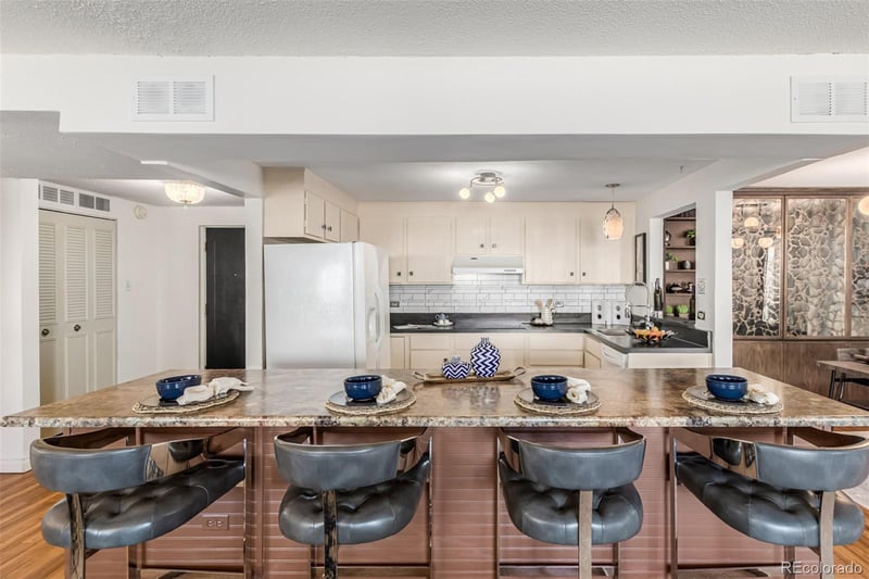3131 E Alameda Ave #2002, Denver, CO 80209