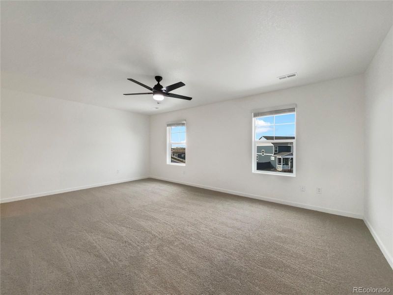 7200 27th St, Greeley, CO 80634