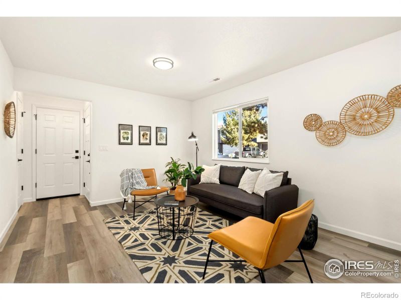 803 Countryside Dr, Fort Collins, CO 80524