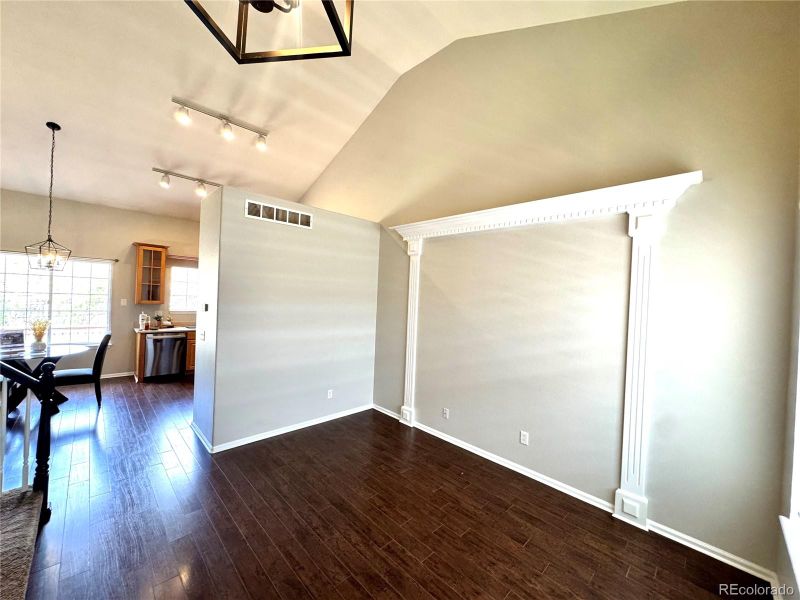 18997 E Crestridge Cir, Aurora, CO 80015