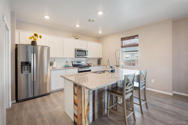 27129 E Cedar Ave, Aurora, CO 80018