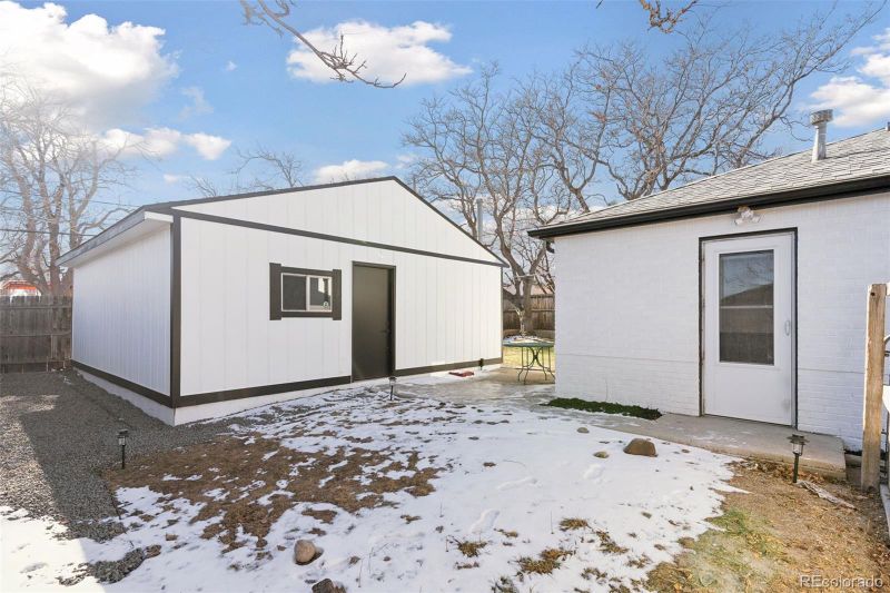 1130 Oak Pl, Thornton, CO 80229