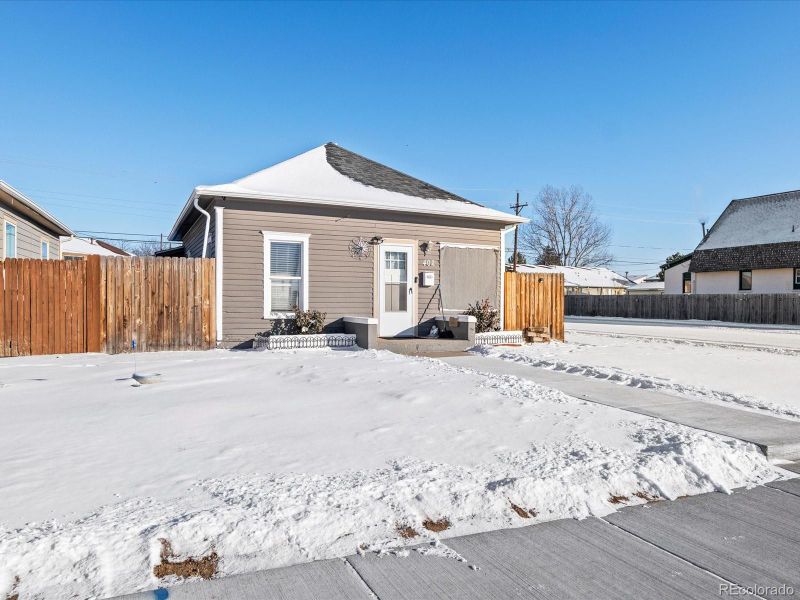 402 Harrison Ave, Fort Lupton, CO 80621