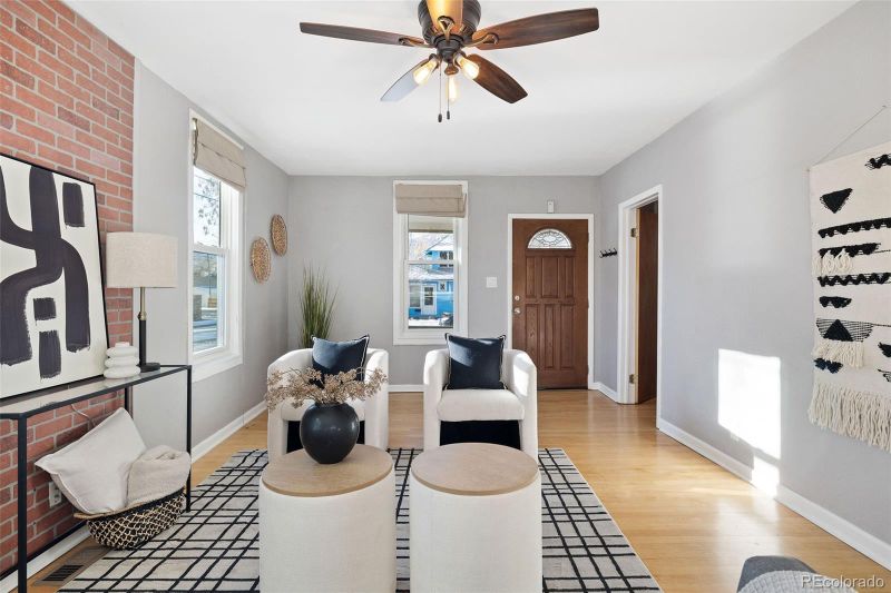 2202 W Kiowa St, Colorado Springs, CO 80904