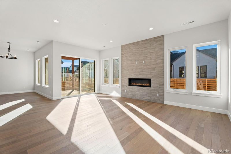 1734 Beachside Dr, Windsor, CO 80550
