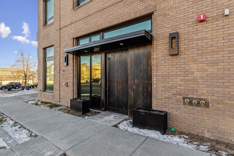 1908 W 33rd Ave #201, Denver, CO 80211