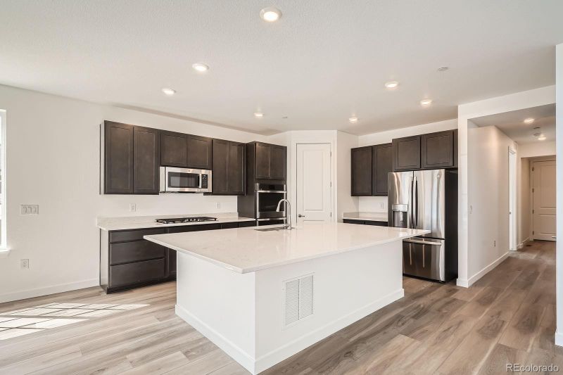 635 Twilight St, Erie, CO 80516