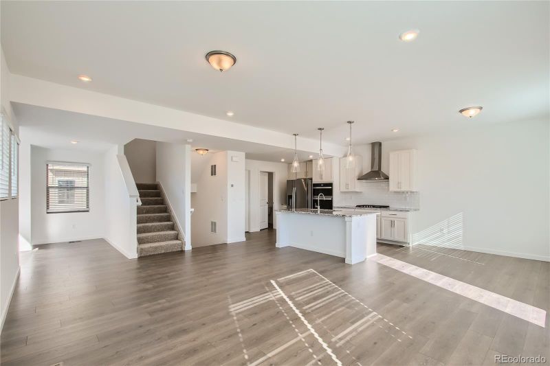 15243 W 69th Ave, Arvada, CO 80007