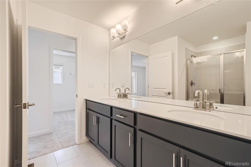 358 N Geneva, Aurora, CO 80010