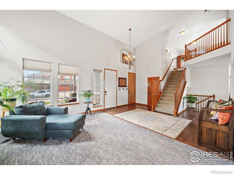 909 Glenarbor Cir, Longmont, CO 80504