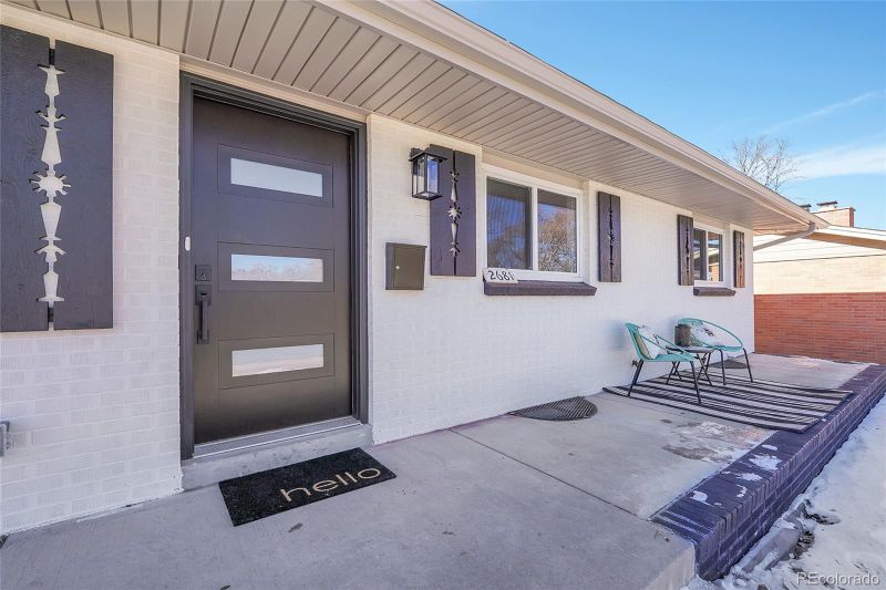 2681 S Newport St, Denver, CO 80224