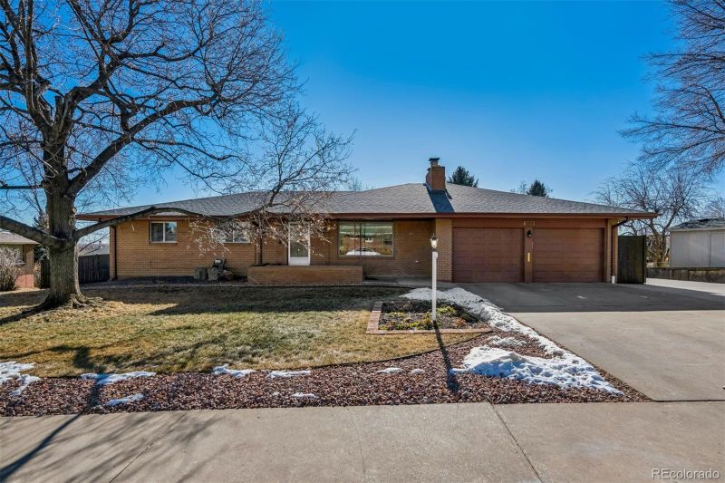 2816 W 13th St, Loveland, CO 80537