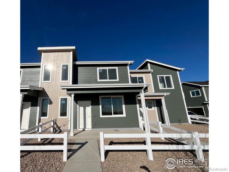 3704 Pinnacles Ct, Evans, CO 80620