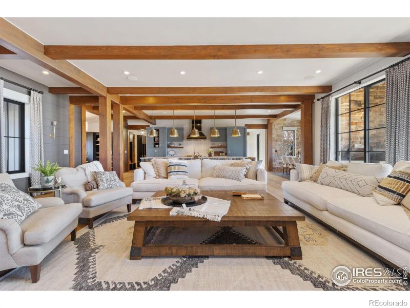 1518 E 57th St, Loveland, CO 80538