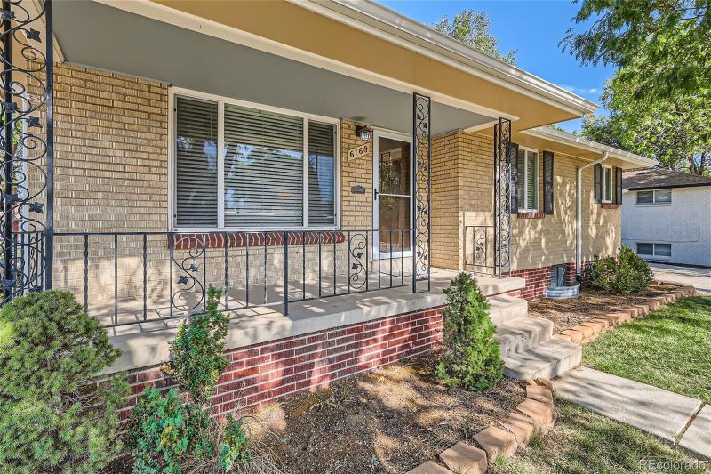 6168 Carr St, Arvada, CO 80004