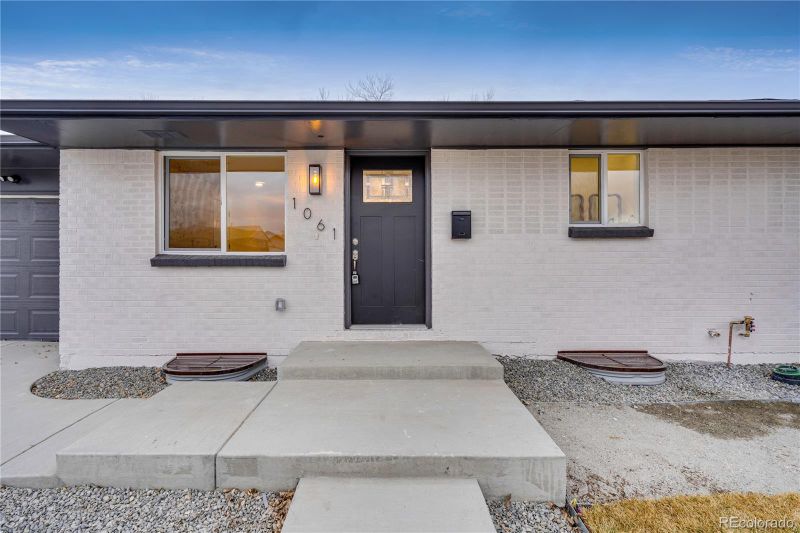 1061 Elbert St, Denver, CO 80221