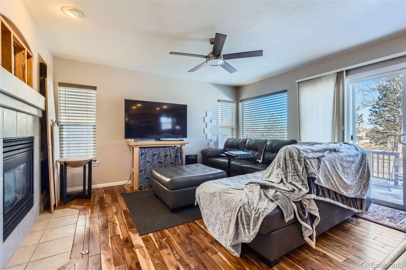5416 S Gray St, Littleton, CO 80123