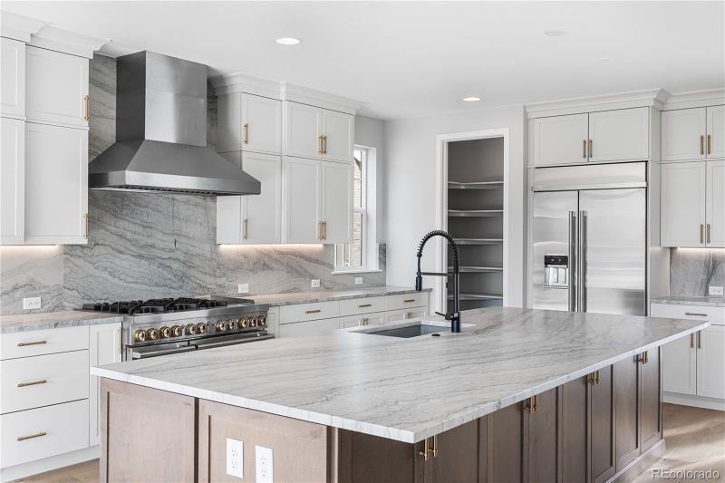 6529 Still Pine Cir, Castle Pines, CO 80108