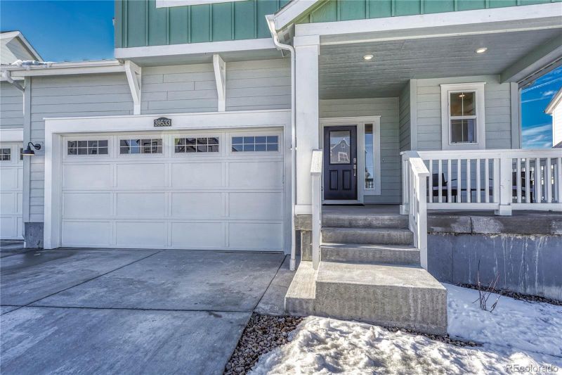 39533 Penn Rd, Elizabeth, CO 80107