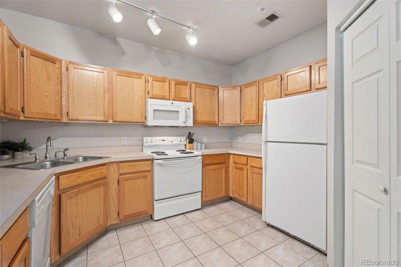 4545 Wheaton Dr #230, Fort Collins, CO 80525