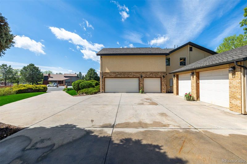 10037 Allison Ct, Broomfield, CO 80021