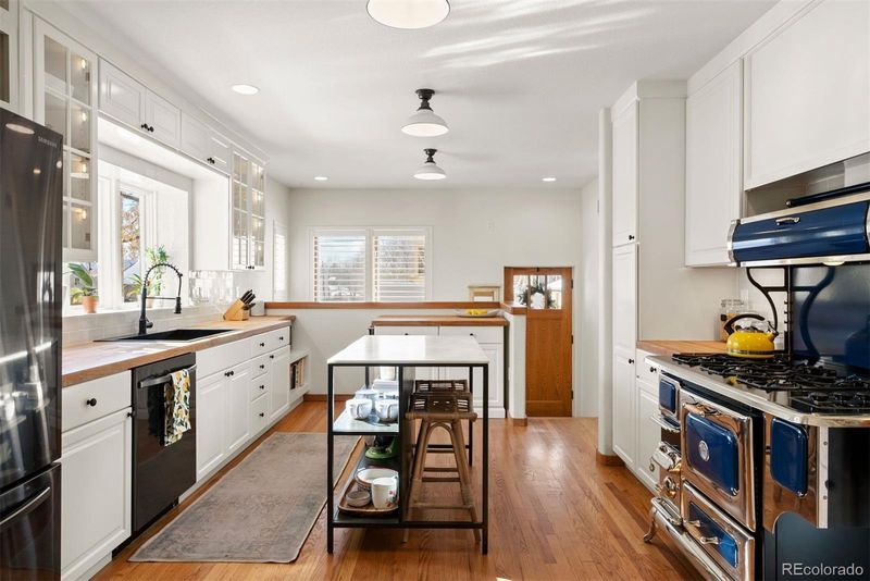 595 S Race St, Denver, CO 80209