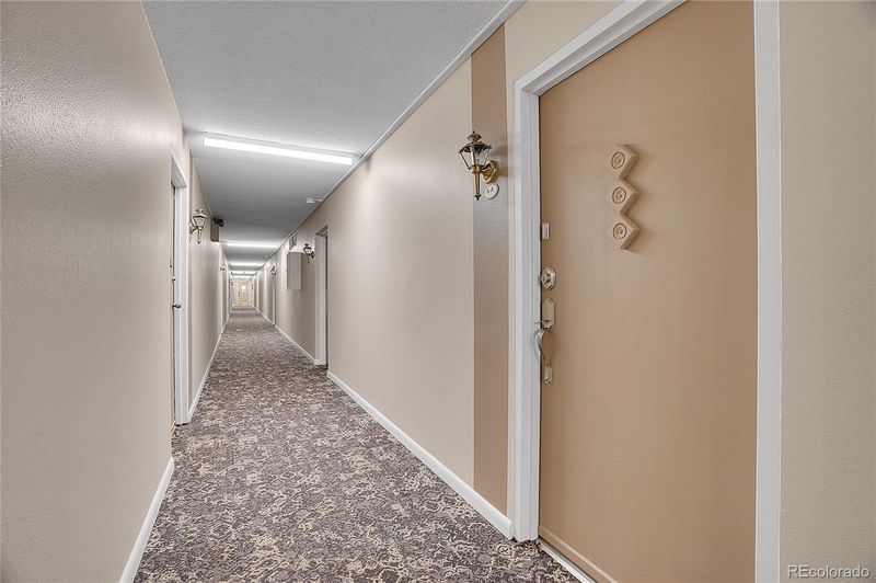 710 S Clinton St #6A, Denver, CO 80247