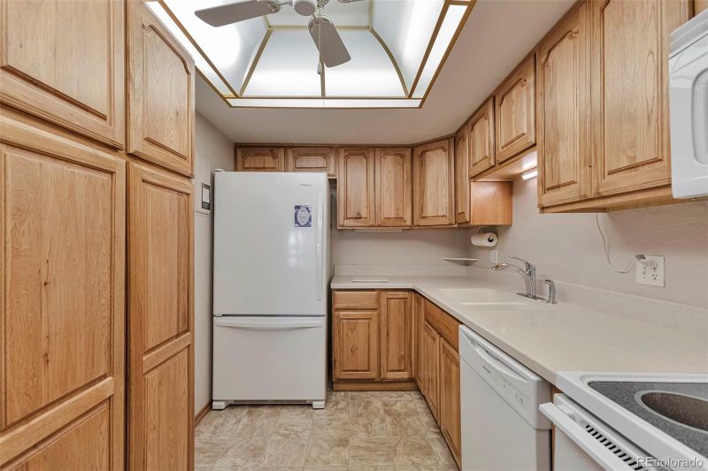 13601 E Marina Dr #404, Aurora, CO 80014