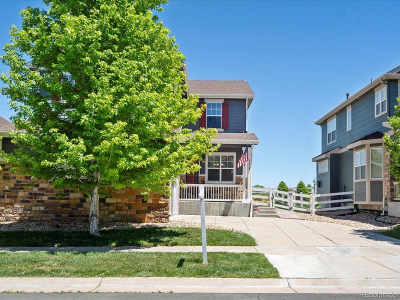 1428 S De Gaulle Ct, Aurora, CO 80018