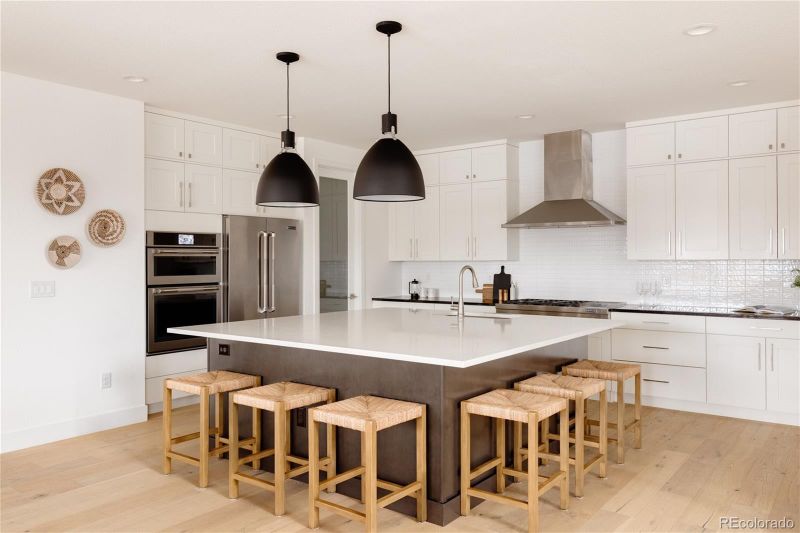 6101 Chester St, Denver, CO 80238