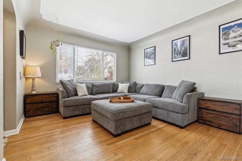 3151 S Corona St, Englewood, CO 80113