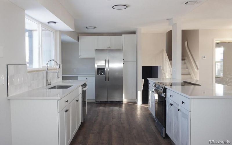 6769 W Fair Dr, Littleton, CO 80123