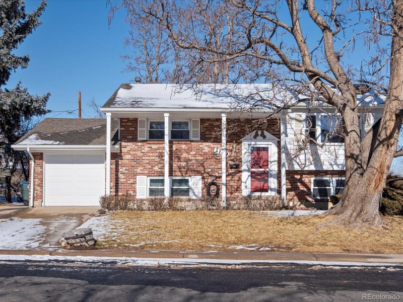 2169 E 116th Ave, Northglenn, CO 80233