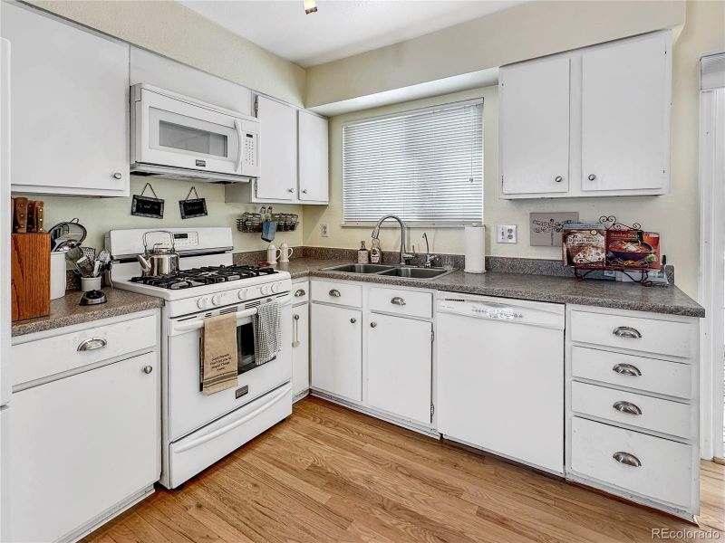 4557 S Yank St, Morrison, CO 80465