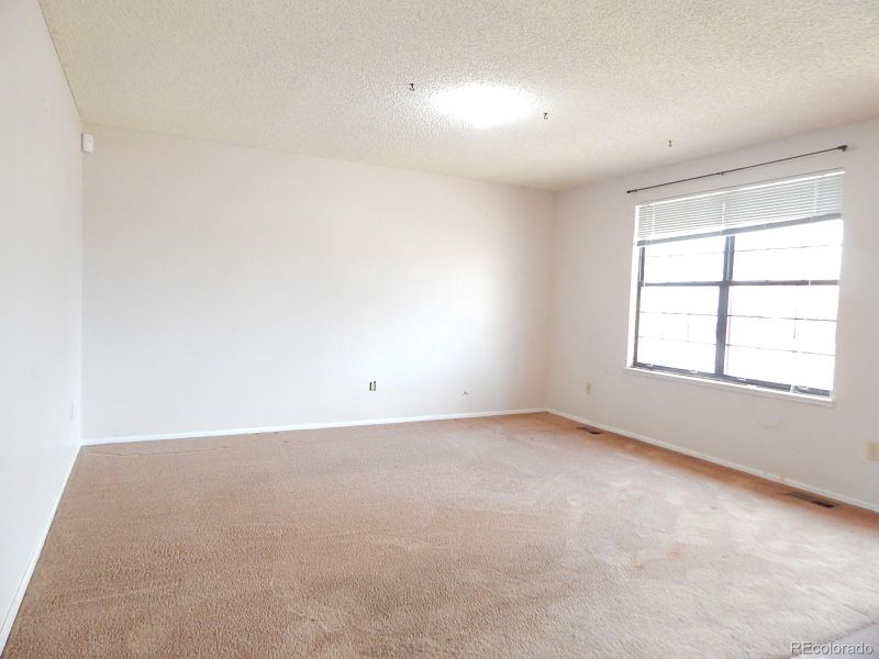 2624 S Carson Way, Aurora, CO 80014