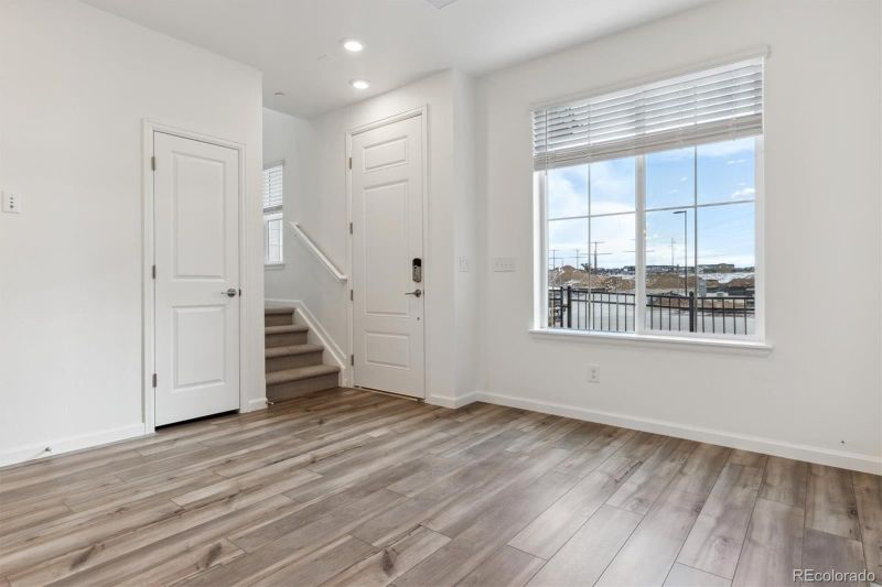 6962 Huddersfield Ln, Castle Pines, CO 80108