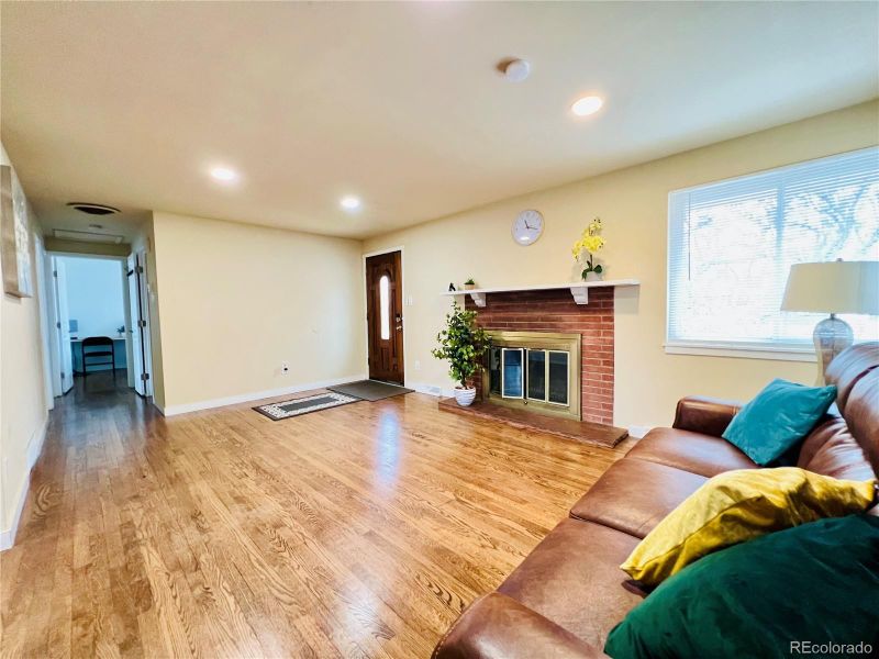 2543 Westchester Dr, Denver, CO 80221