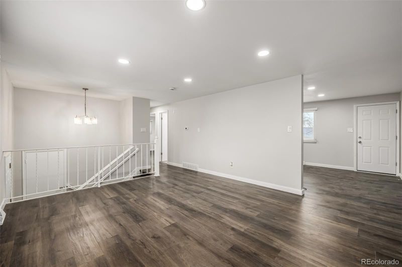 8932 Neil St, Thornton, CO 80260