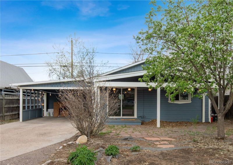 2125 S Gilpin St, Denver, CO 80210